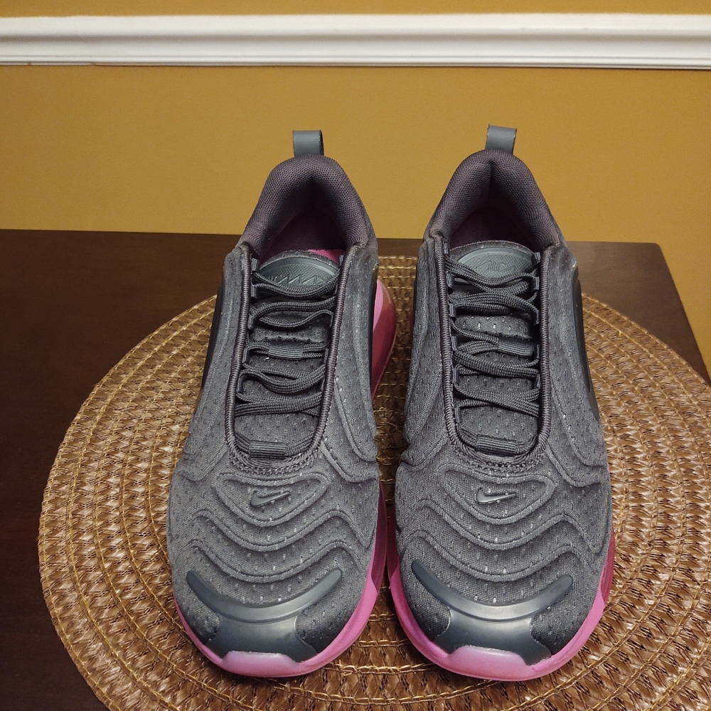 Nike Air Max 720 GS  AQ3196 017  Off Noir / Purple - Picture 5 of 6